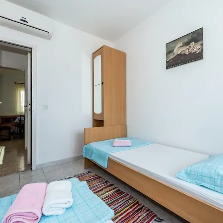 Apartment Oleander I Maslina *